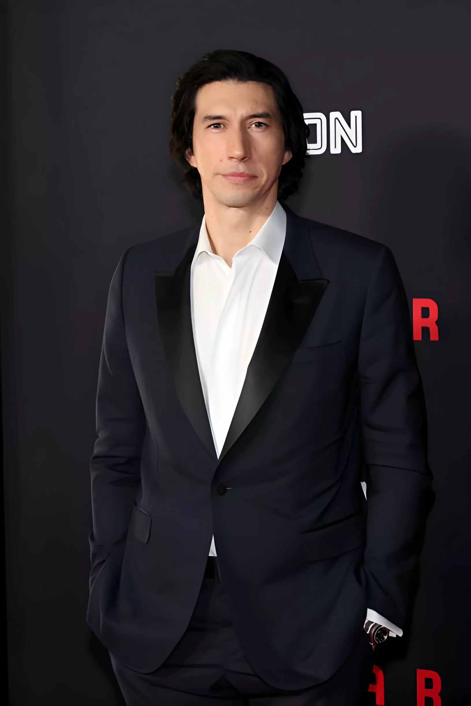How tall is Adam Driver
