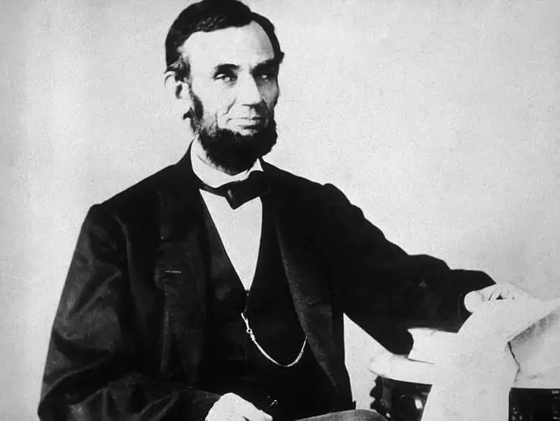 What is Abraham Lincoln IQ - 16th President of the United States