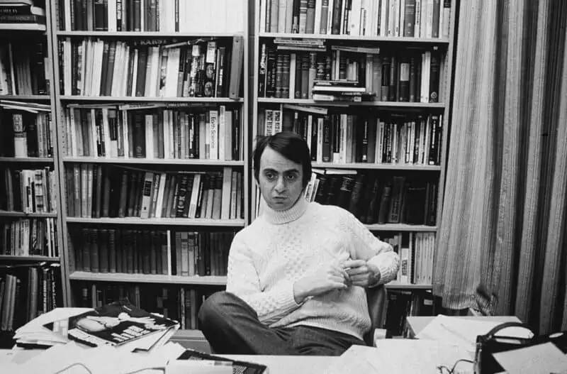 Carl Sagan - early life and education