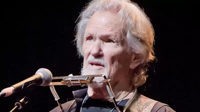  Kris Kristofferson IQ and his Successful Career