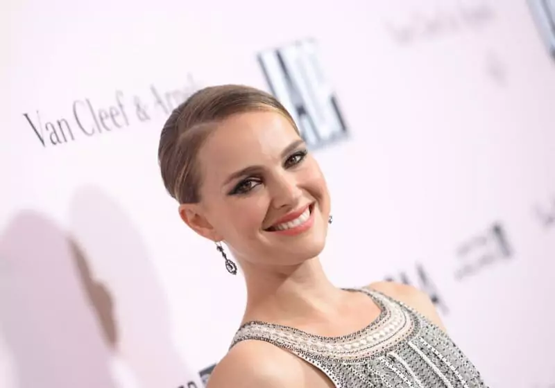 Natalie Portman IQ and her life