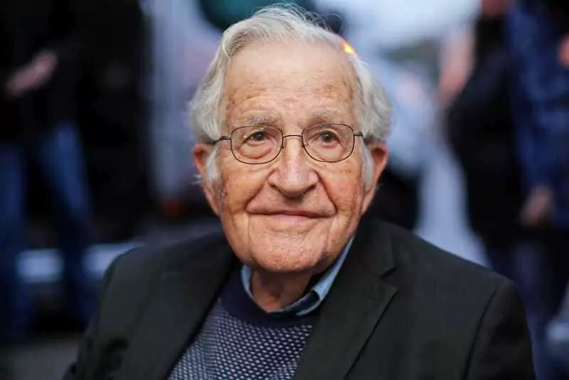 Noam Chomsky IQ and his life