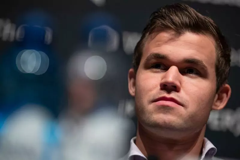 Chess Grandmaster: Magnus Carlsen iq 190