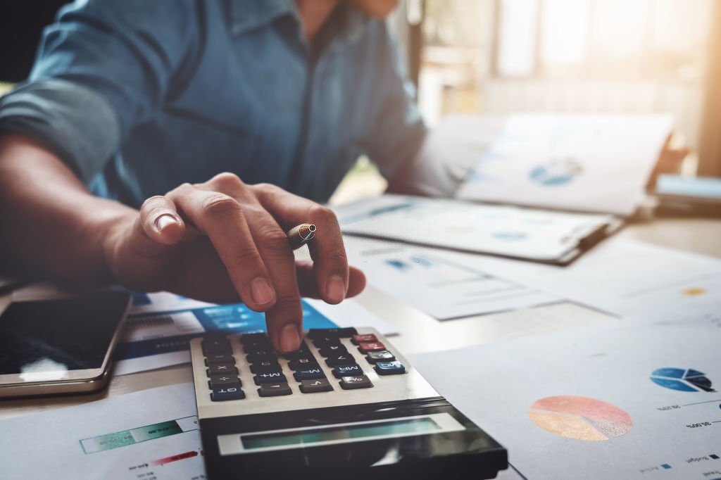 Loan officer iq 103