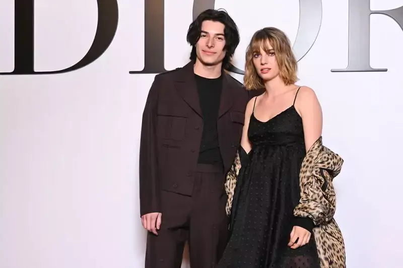 Maya Hawke is currently dating Spencer Barnett